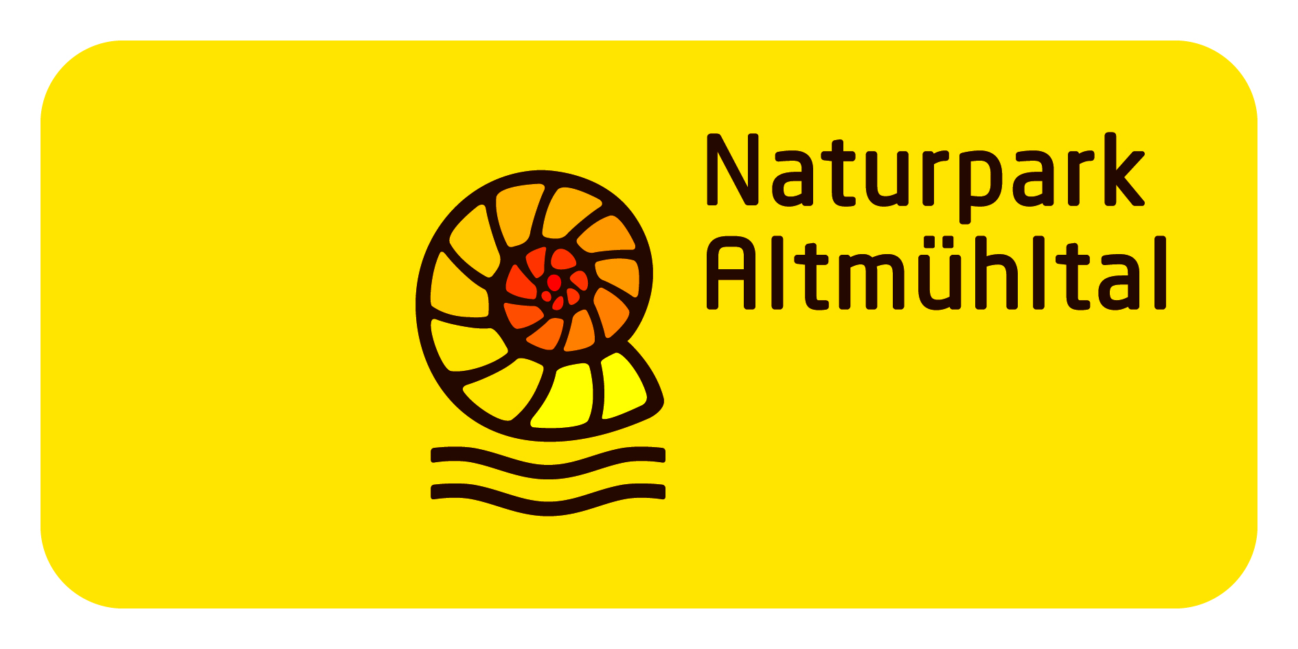 Logo des Naturparks Altmühltal mit Ammonit auf gelbem Hintergrund.